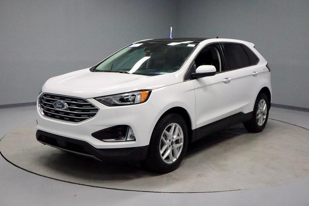 used 2022 Ford Edge car, priced at $25,000