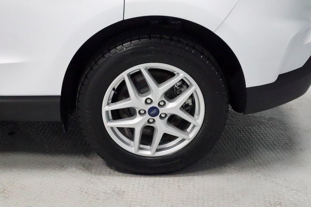 used 2022 Ford Edge car, priced at $25,000