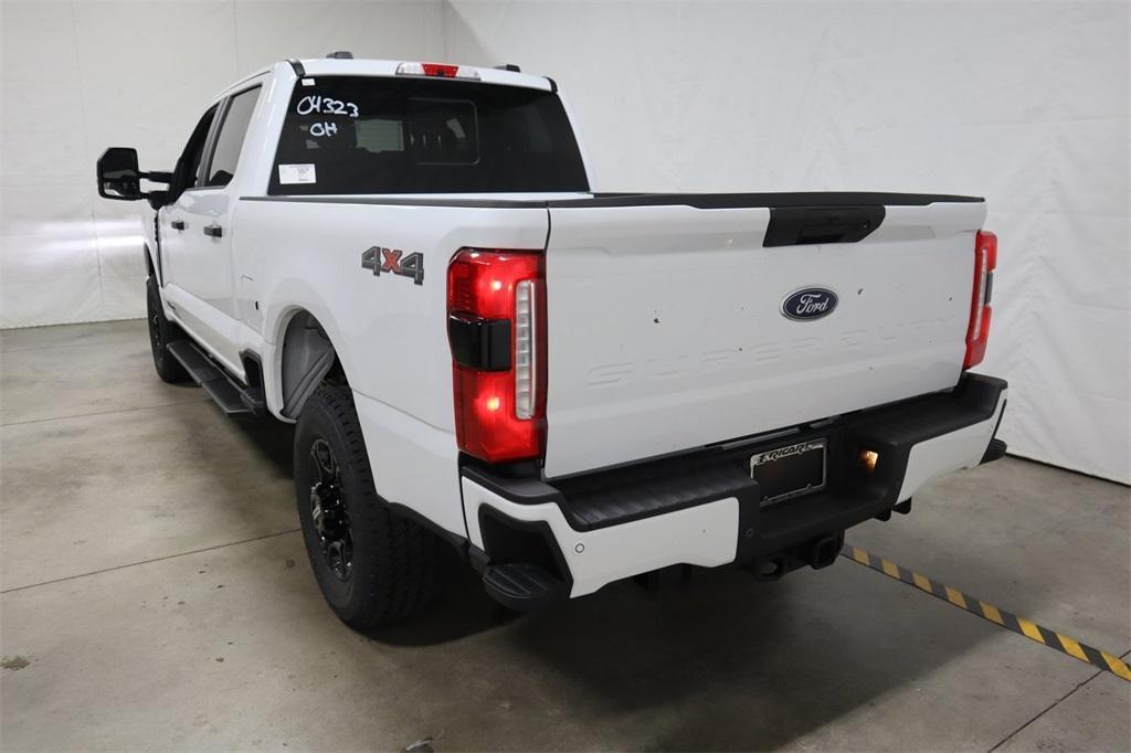 new 2024 Ford F-350 car, priced at $65,727