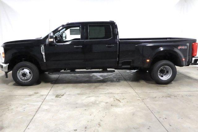 new 2025 Ford F-350 car, priced at $63,175