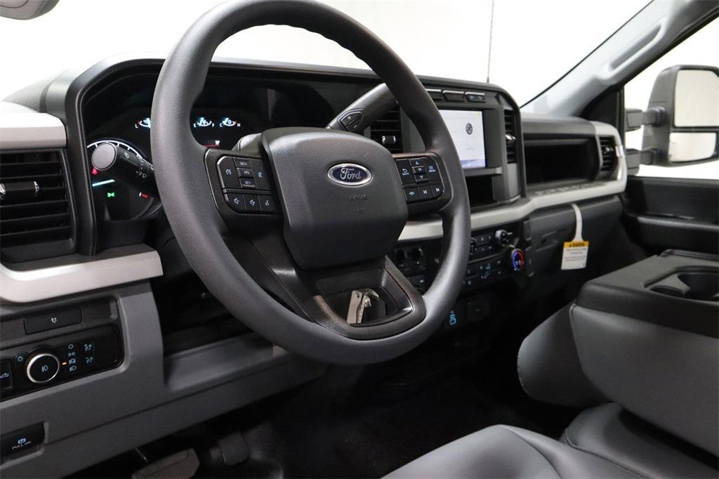 new 2024 Ford F-350 car, priced at $52,715