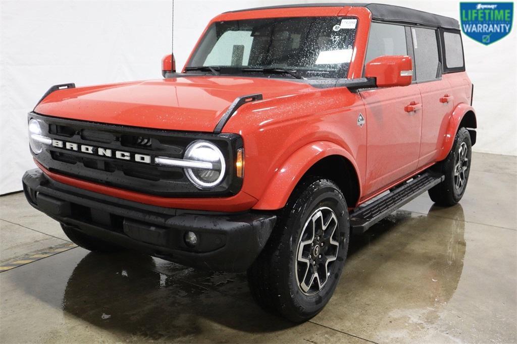 new 2024 Ford Bronco car, priced at $53,975