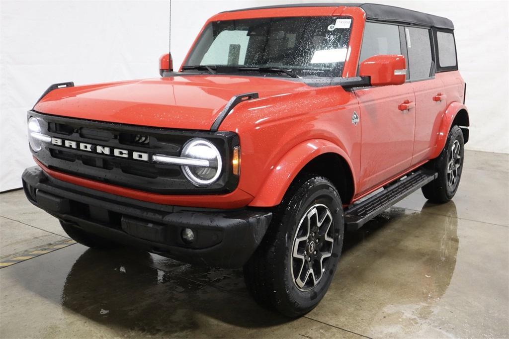 new 2024 Ford Bronco car, priced at $53,975