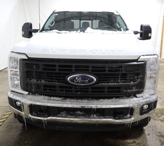 new 2025 Ford F-350 car, priced at $70,490
