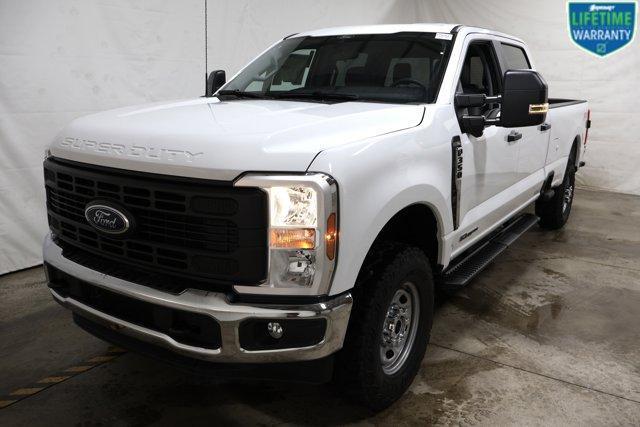 new 2025 Ford F-350 car, priced at $66,015