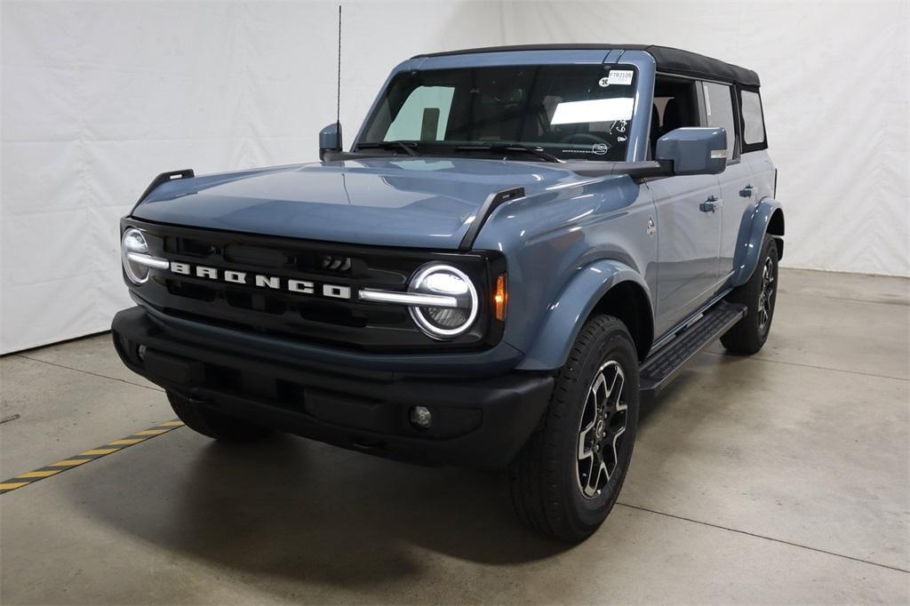 new 2024 Ford Bronco car, priced at $54,675
