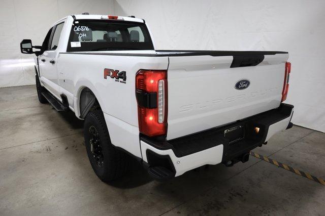 new 2024 Ford F-350 car, priced at $65,131