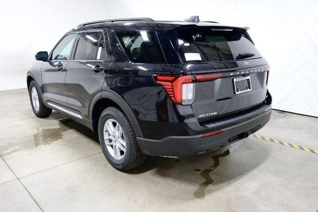 new 2025 Ford Explorer car, priced at $41,095