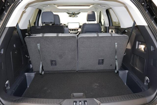 new 2025 Ford Explorer car, priced at $48,965