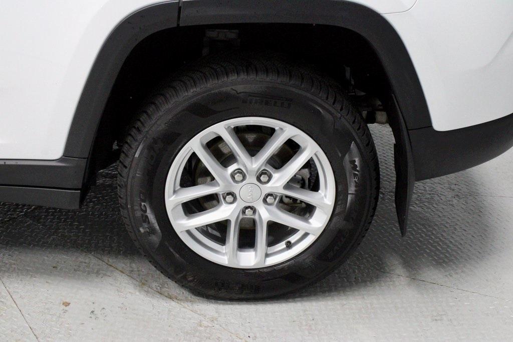 used 2024 Jeep Grand Cherokee car, priced at $32,946