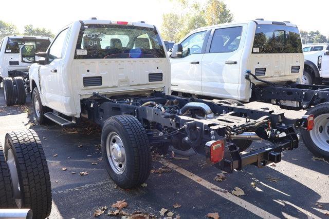 new 2025 Ford F-250 car, priced at $42,320