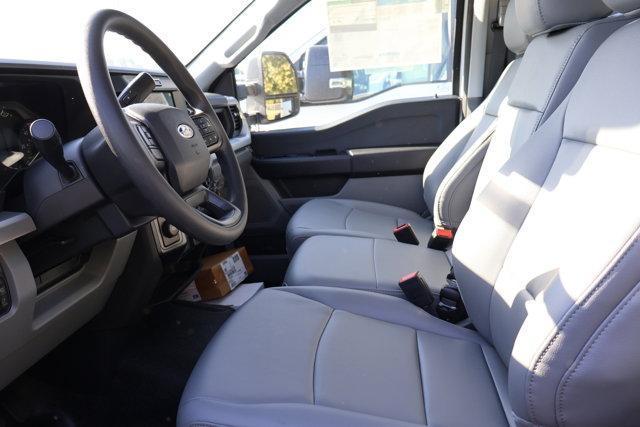 new 2025 Ford F-250 car, priced at $42,320