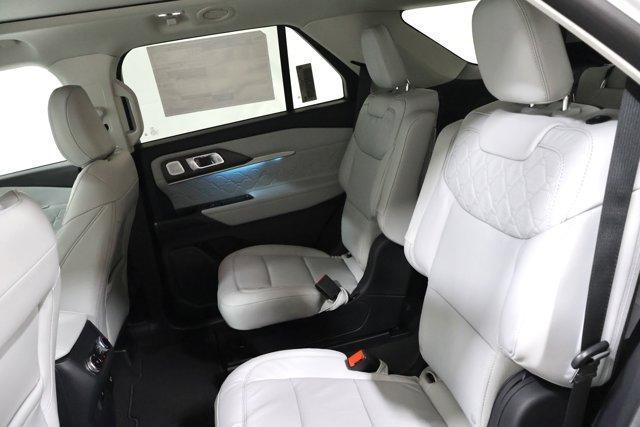 new 2025 Ford Explorer car, priced at $62,795