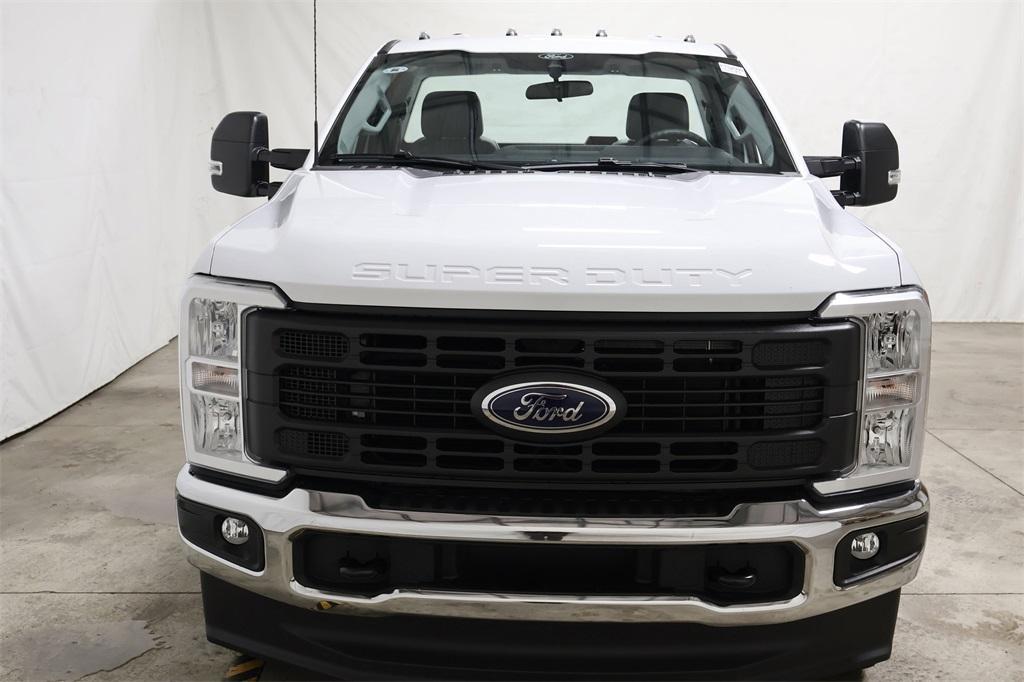 new 2025 Ford F-350 car, priced at $63,060