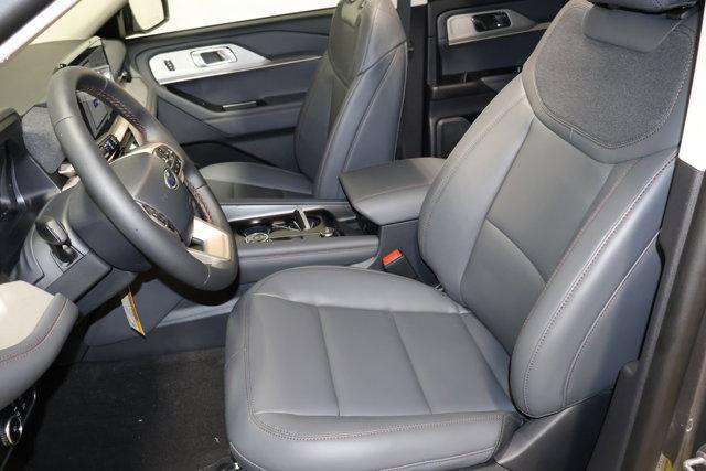 new 2025 Ford Explorer car, priced at $48,705