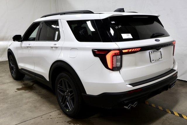 new 2025 Ford Explorer car, priced at $62,350