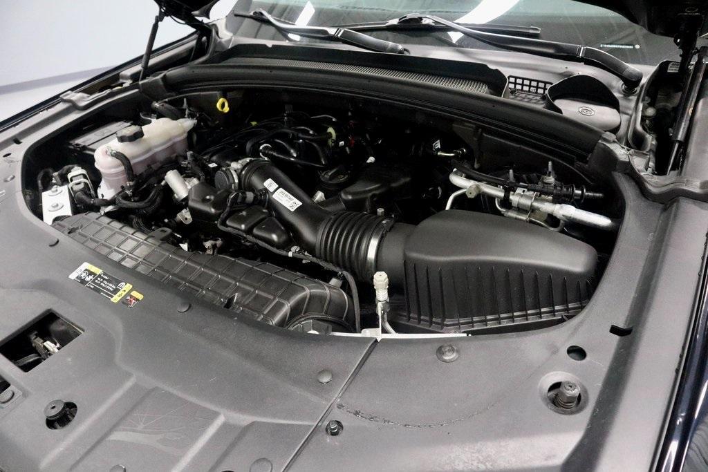used 2024 Jeep Grand Cherokee car, priced at $35,689