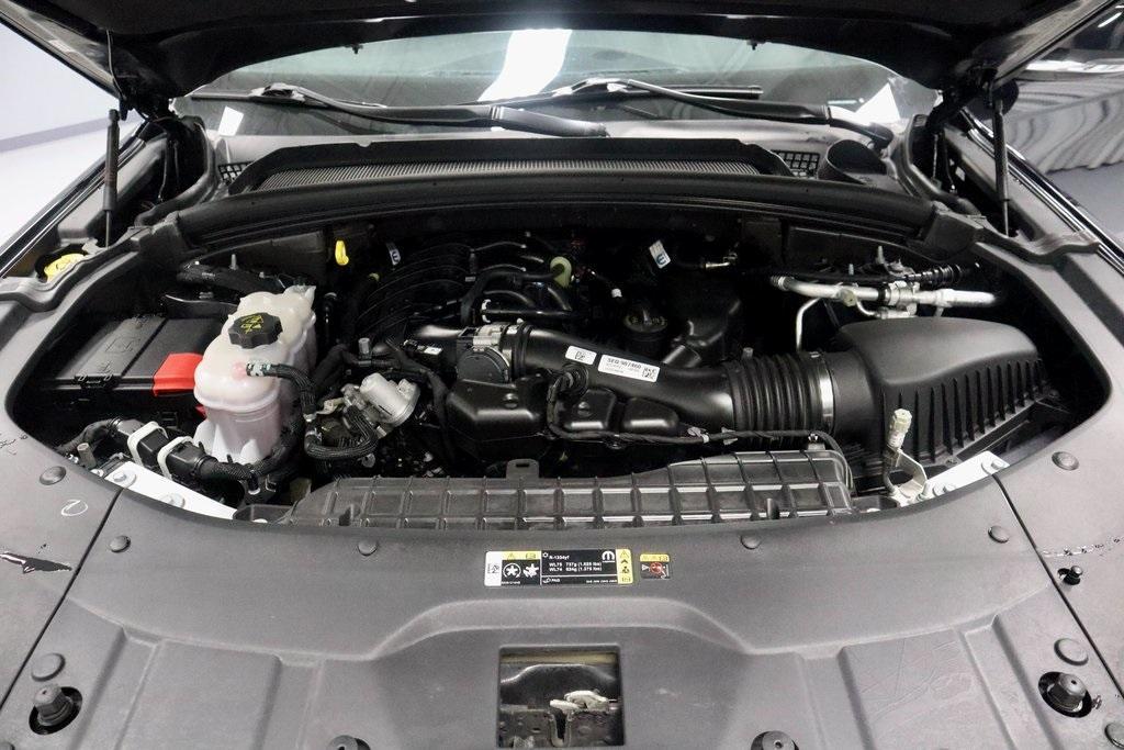 used 2024 Jeep Grand Cherokee car, priced at $35,689