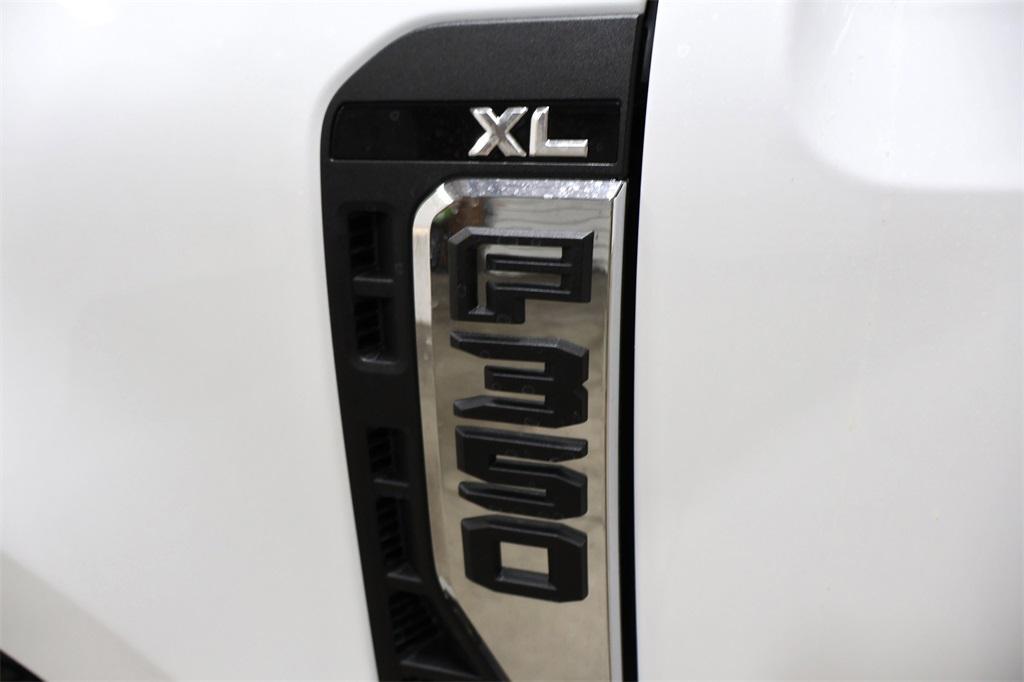 new 2025 Ford F-350 car, priced at $57,565