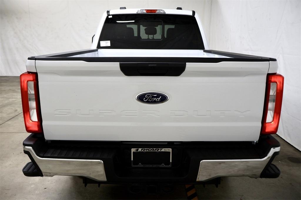 new 2025 Ford F-350 car, priced at $57,565