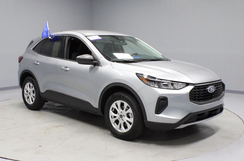 used 2024 Ford Escape car, priced at $25,375