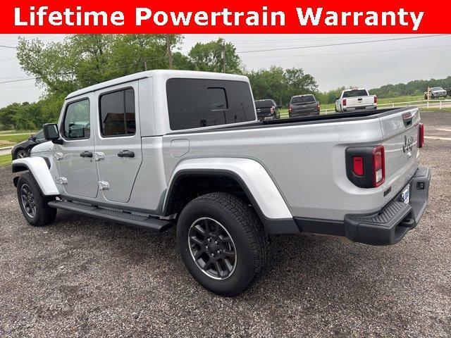 used 2023 Jeep Gladiator car, priced at $31,400