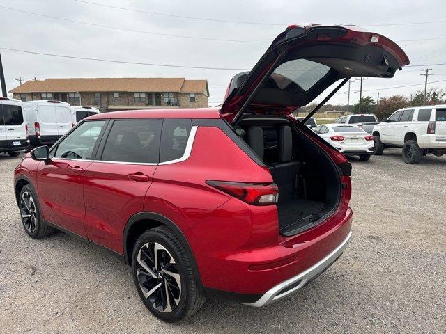 used 2024 Mitsubishi Outlander car, priced at $24,700