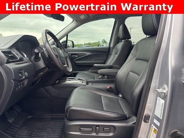 used 2023 Honda Ridgeline car, priced at $33,000