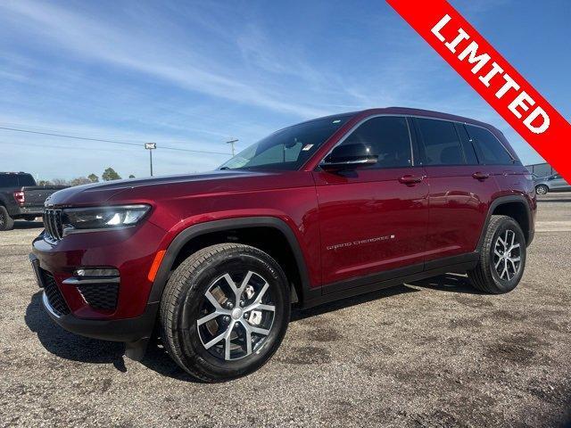 used 2023 Jeep Grand Cherokee car, priced at $33,000