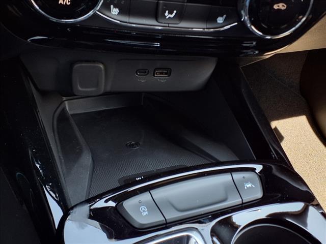 new 2025 Chevrolet Trax car, priced at $28,020