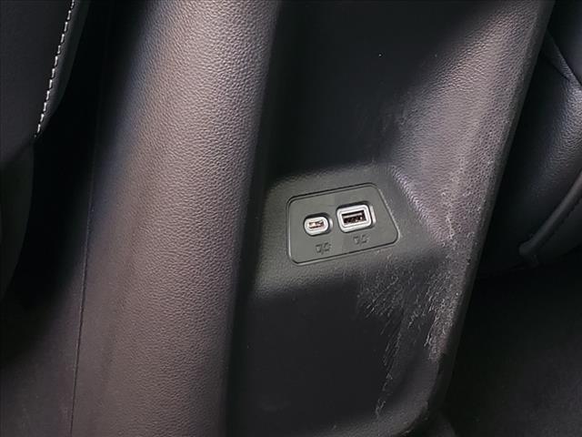 used 2023 Buick Envision car, priced at $27,200