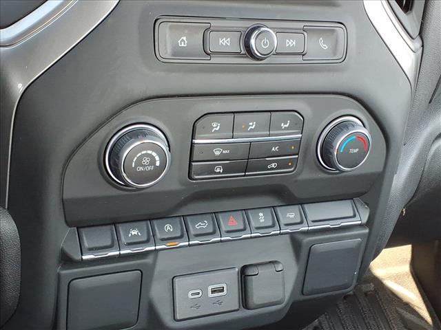 used 2024 Chevrolet Silverado 1500 car, priced at $31,900