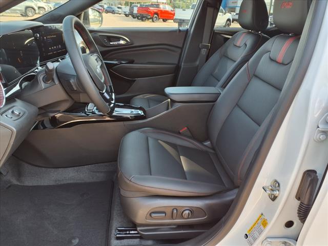 new 2025 Chevrolet Trax car, priced at $27,625