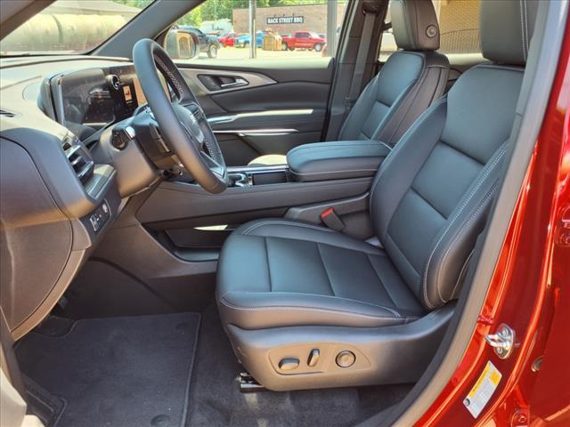 new 2025 Chevrolet Traverse car, priced at $43,690