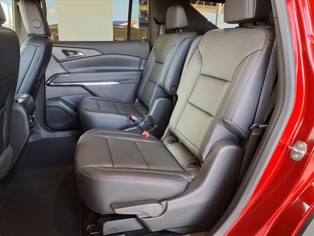 new 2025 Chevrolet Traverse car, priced at $44,230