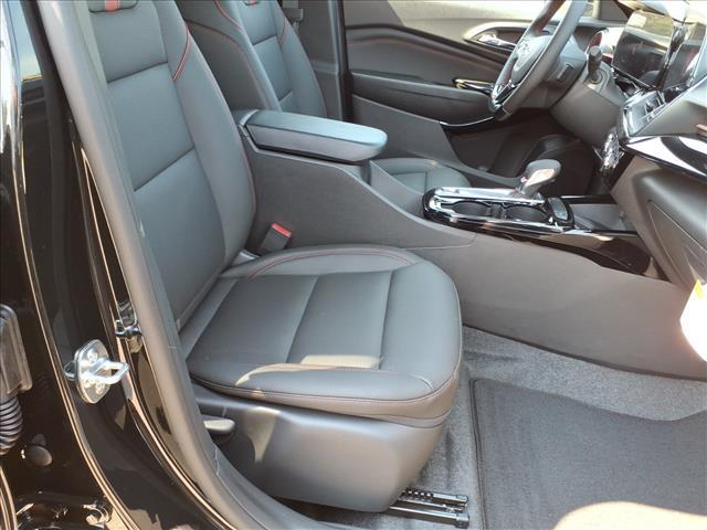 new 2025 Chevrolet Trax car, priced at $27,625