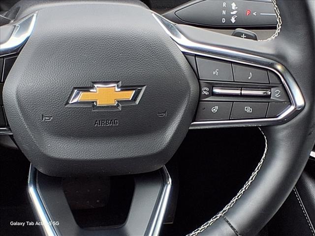 used 2025 Chevrolet Traverse car, priced at $40,503