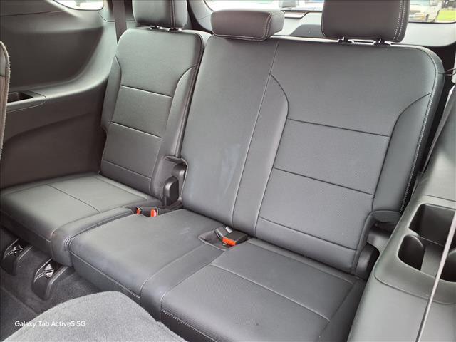 used 2025 Chevrolet Traverse car, priced at $40,503