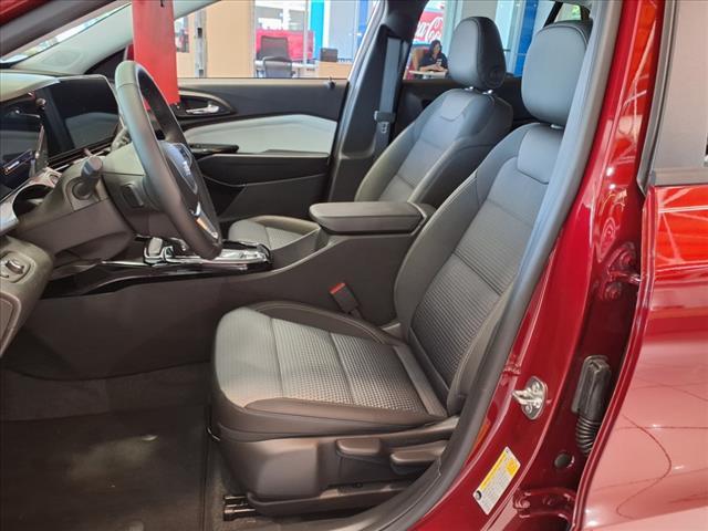 new 2025 Chevrolet Trax car, priced at $24,690