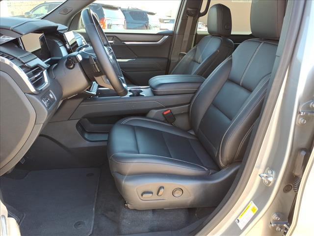 used 2024 GMC Acadia car, priced at $39,104