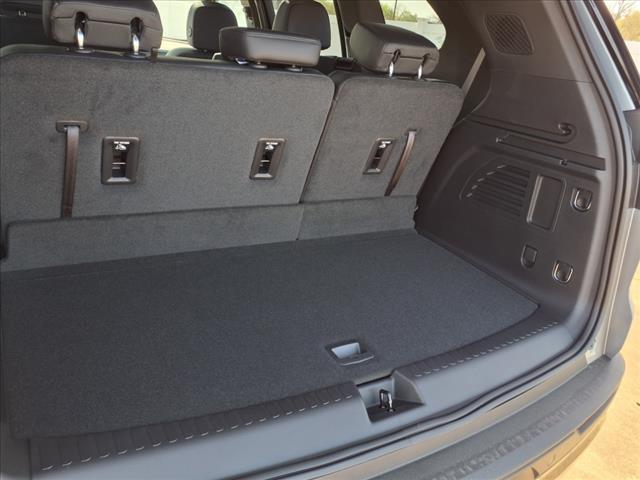 new 2025 GMC Acadia car, priced at $52,265
