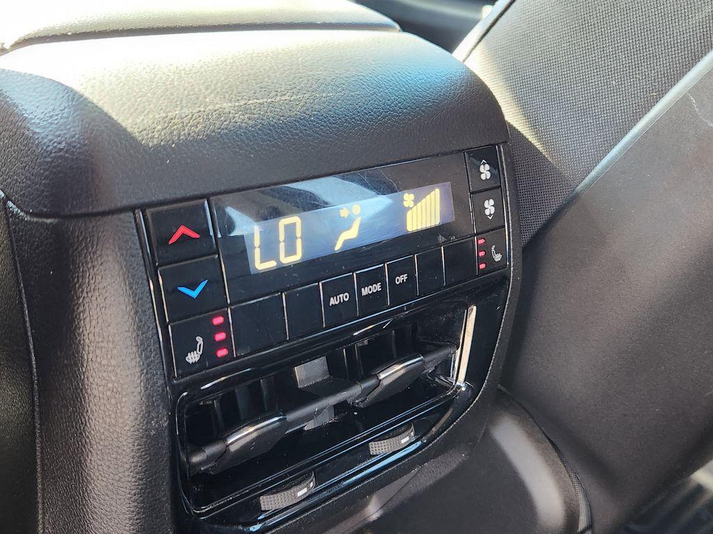 used 2022 Jeep Grand Cherokee L car, priced at $30,995