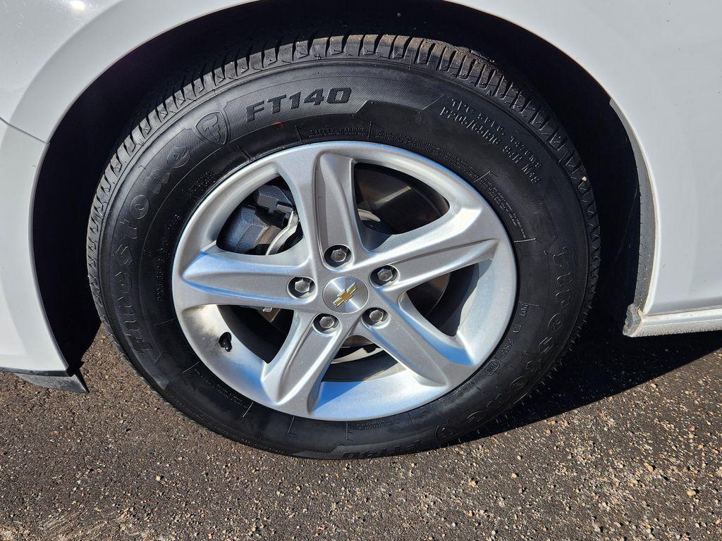 used 2024 Chevrolet Malibu car, priced at $23,395