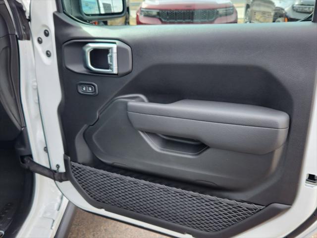 new 2025 Jeep Wrangler car, priced at $59,910