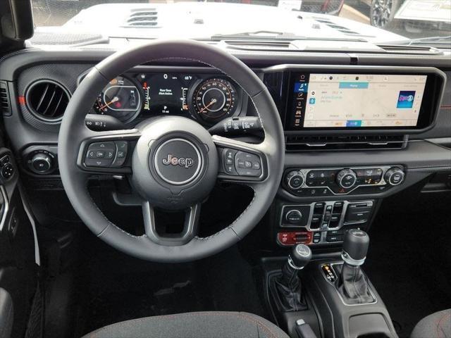 new 2025 Jeep Wrangler car, priced at $55,303