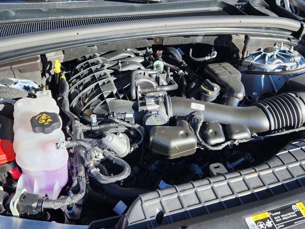 new 2025 Jeep Grand Cherokee car, priced at $38,024