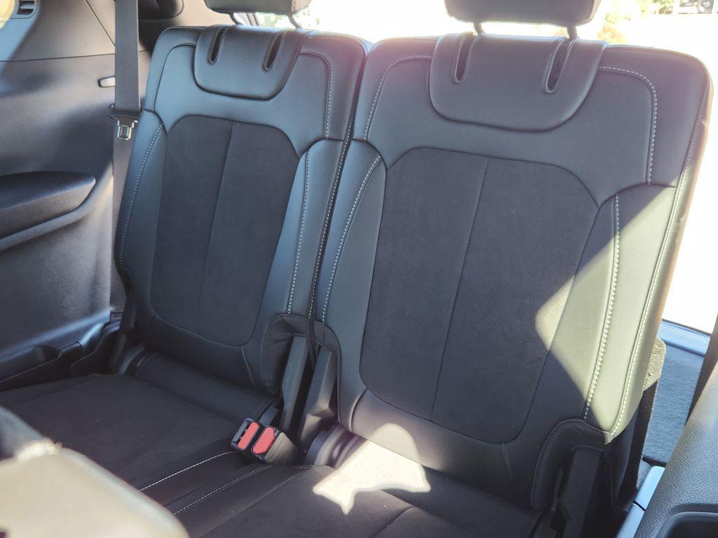 new 2025 Jeep Grand Cherokee L car, priced at $45,322