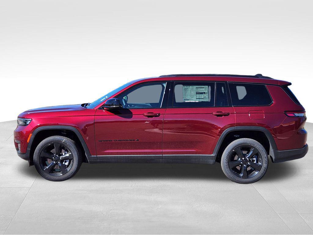 new 2025 Jeep Grand Cherokee L car, priced at $45,322