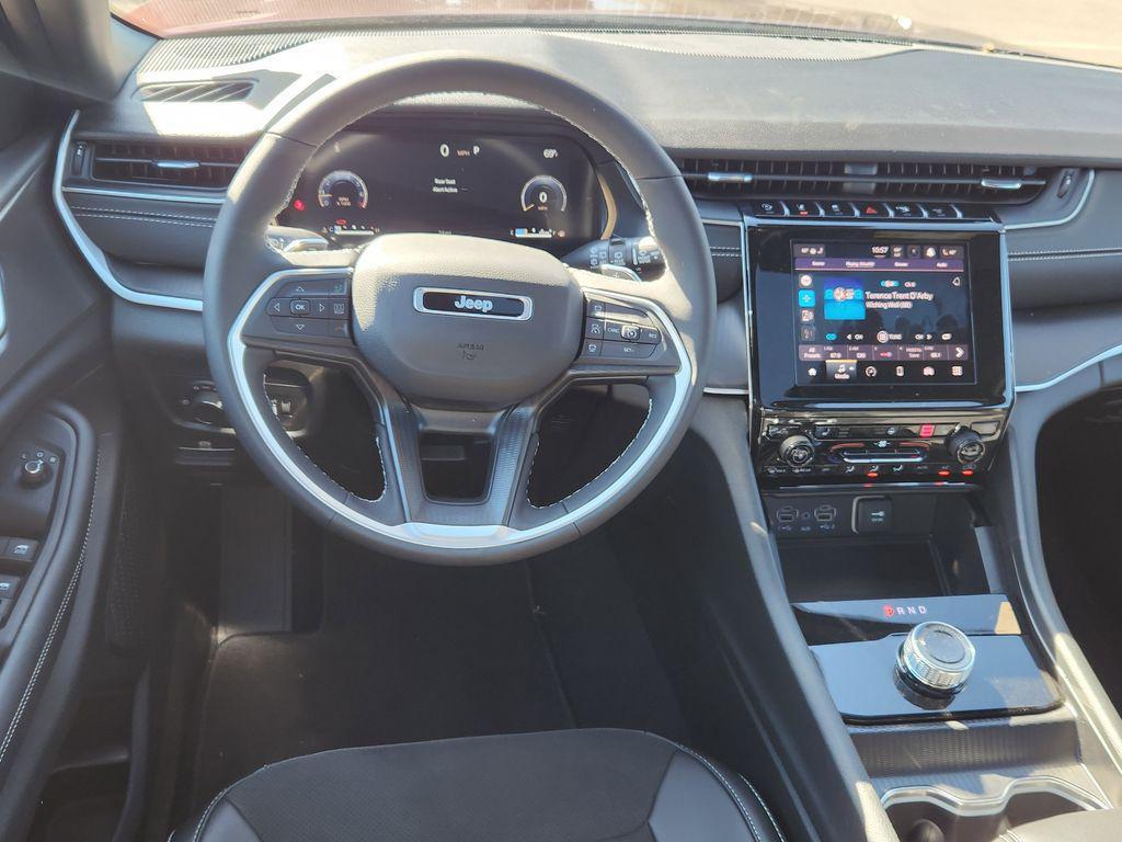 new 2025 Jeep Grand Cherokee L car, priced at $45,322