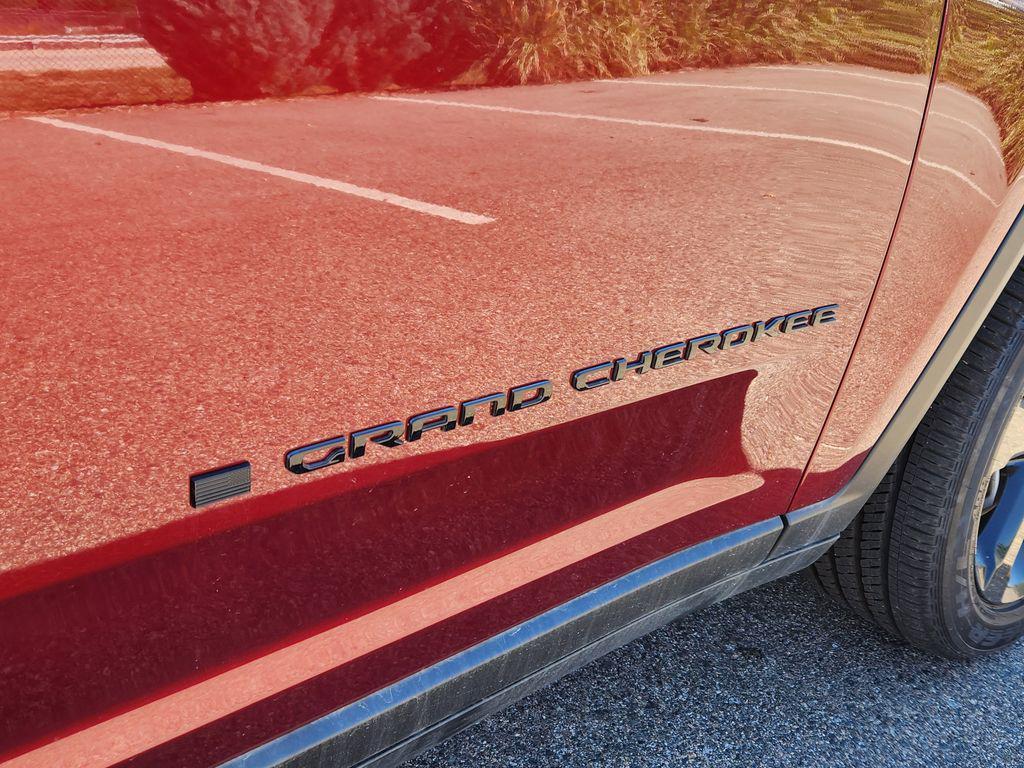 new 2025 Jeep Grand Cherokee L car, priced at $45,322
